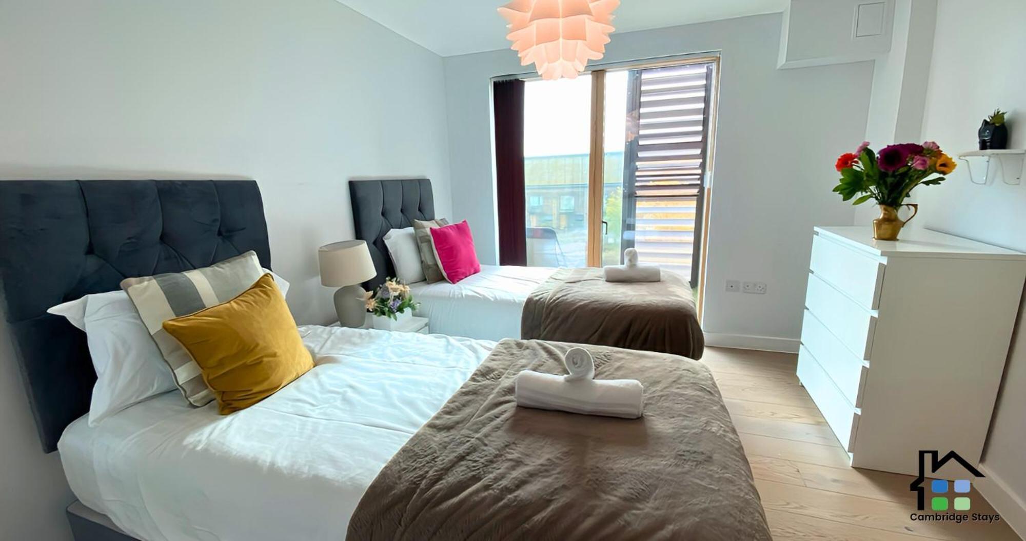 Cambridge Stays - Apartment At Addenbrooke Hospital And Bio Campus - Free Private Parking Exteriör bild